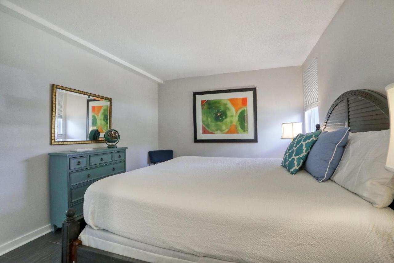 Bay Point Harbour Apartment