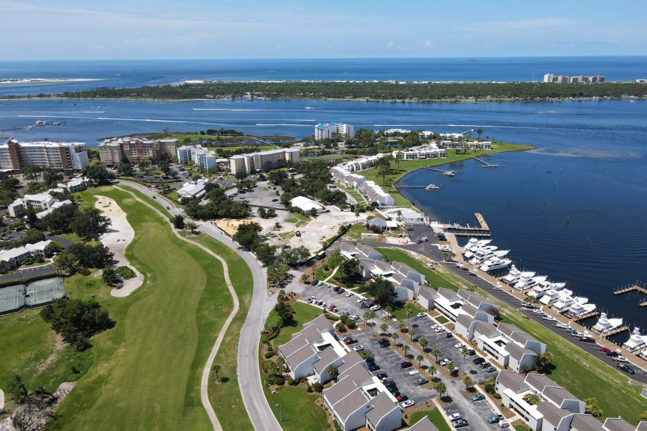 Bay Point Harbour Apartment *